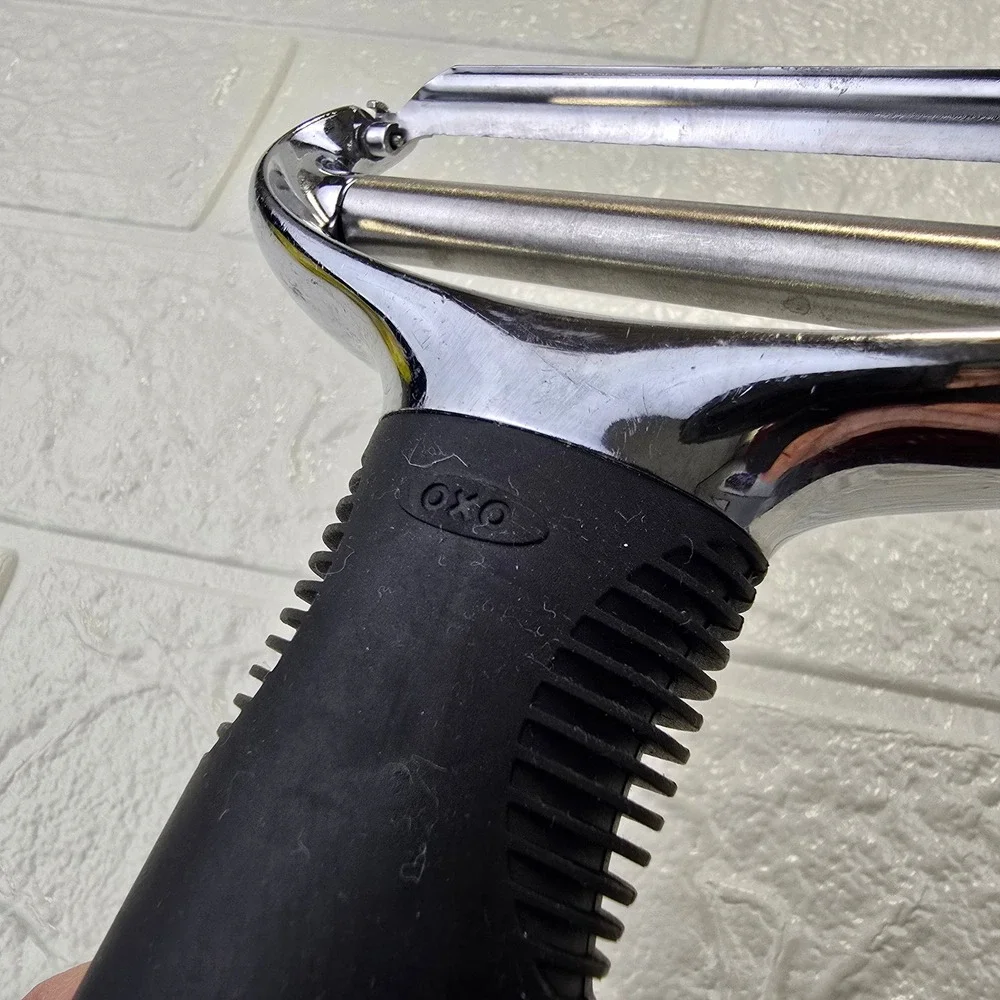 OXO Good Grips Y-Peeler Vegetable‎ Fruit Silver Black Stainless Steel Blade
